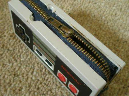 NES Controller Wallet 2