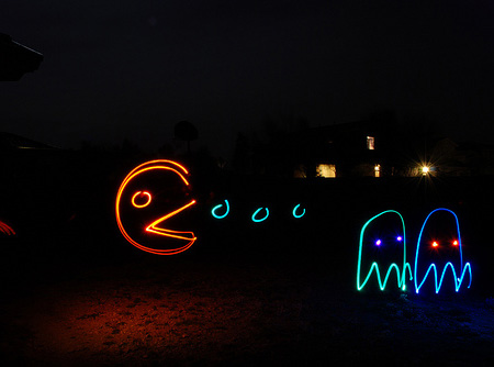 Pac-Man Light Graffiti by robokon_gt