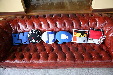 Unique Pillows and Creative Pillow Designs Seen On www.coolpicturegallery.net Mac OS X Icons Pillows 2