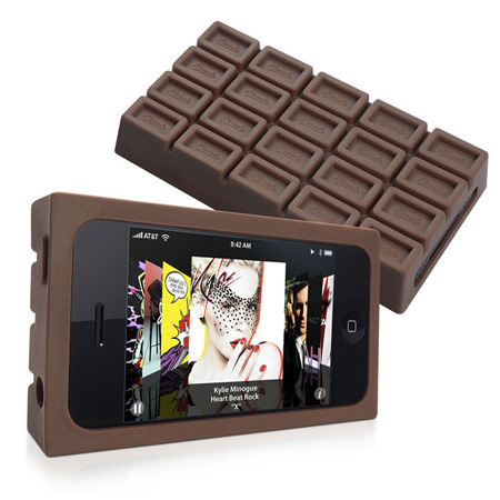 Это Шоколадный чехол для iPhone, который сделан из силикона и по своей форме и цвету