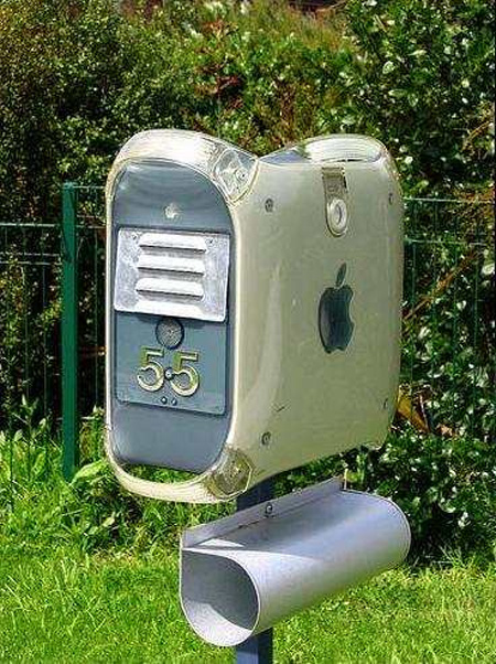 Power Mac G4. Apple Power Mac G4 Mailbox