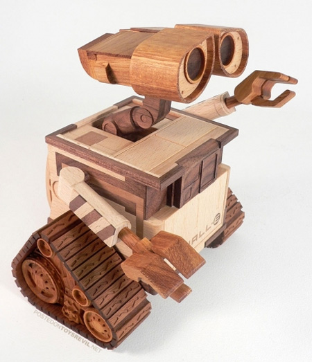 WALL-E Wooden Sculpture