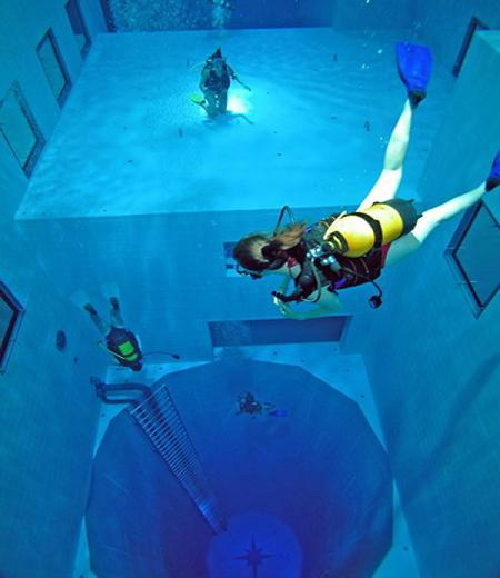 World\'s Deepest Pool