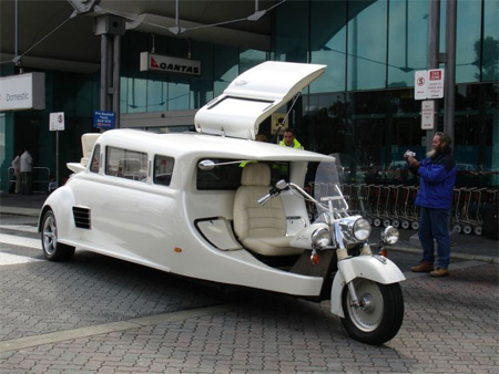 Limousine-wedding-bike