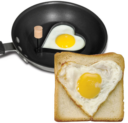 cool i love you pics. What says “I love you” more than a heart shaped egg? [link]