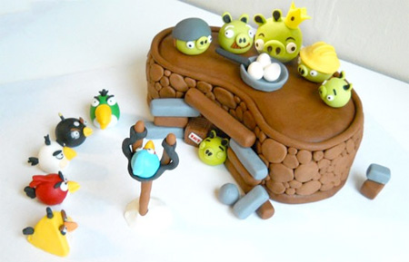 Angry Birds Cake on Angry Birds Cake Toppers