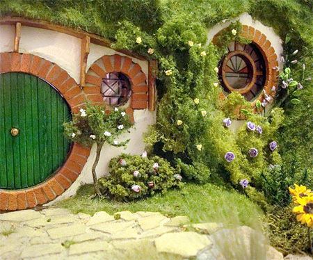 Lord of the Rings Dollhouse