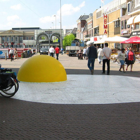 Giant Eggs in Netherlands 3