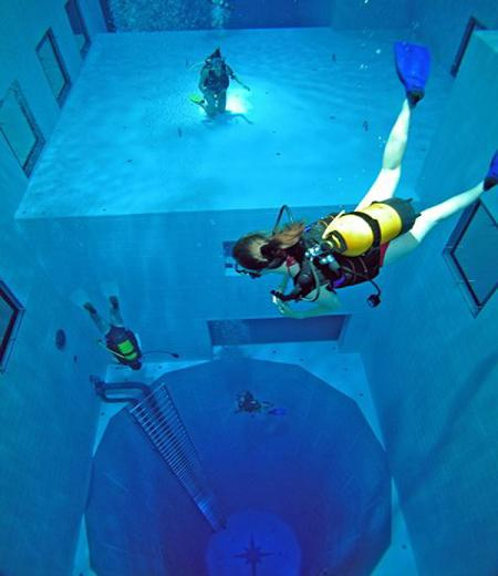 The Deepest Diving Pool in the World 6