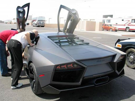 Unpacking New Lamborghini Reventon 11