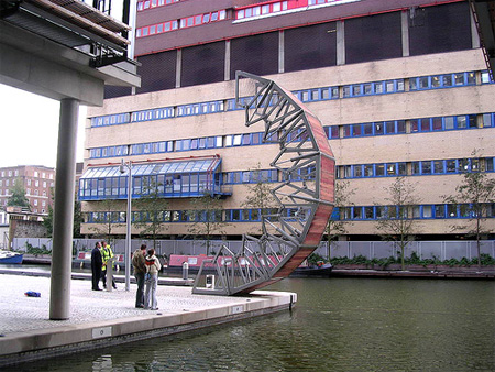 Incredible Rolling Bridge in London 3