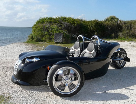 V13R Campagna Motors 3 Wheel Roadster 2