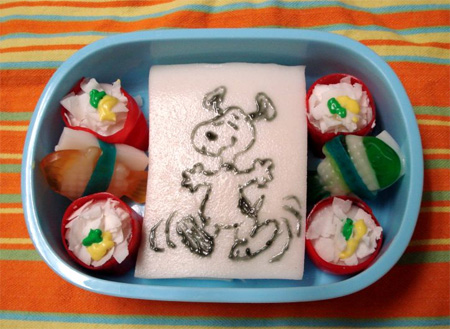 Snoopy Snack Bento