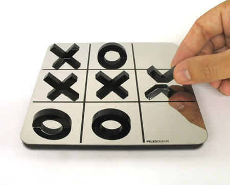 Mirror Tic Tac Toe