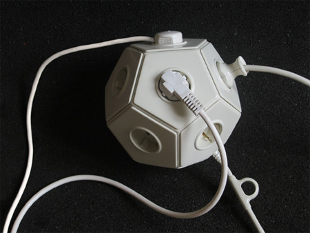 E-Ball Multiplug Connector 2