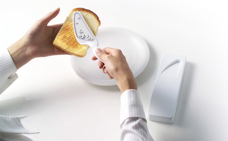 Portable Toaster Concept by Kim Been 2