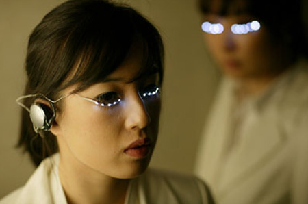 LED Eyelashes by Soomi Park