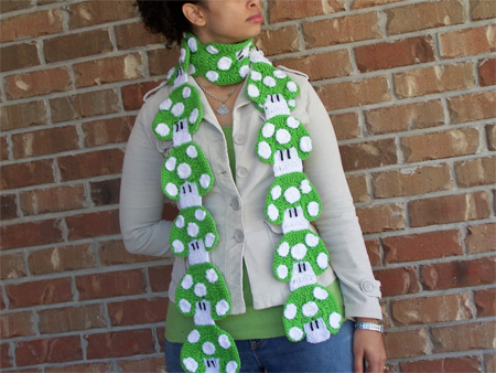 1UP Green Mushroom Scarf