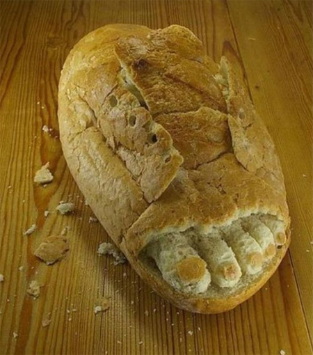 Bread Art by Saxton Freymann