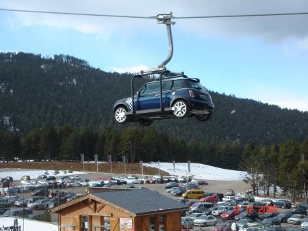 MINI Cooper Ski Lift Ad