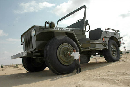 Giant Jeep