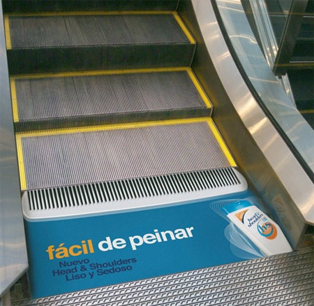 Head & Shoulders Escalator Comb