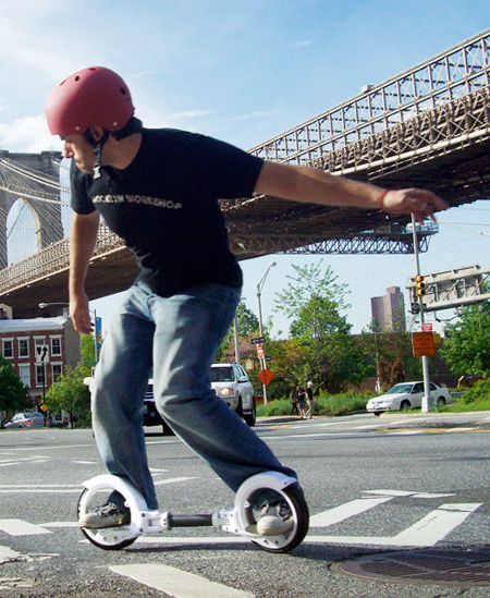 Skateboard with Hubless Wheels