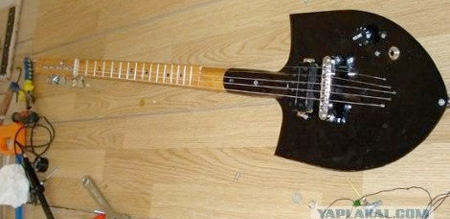 Shovel Guitar