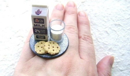 Milk and Cookies Ring