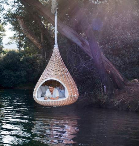 Hanging lounger