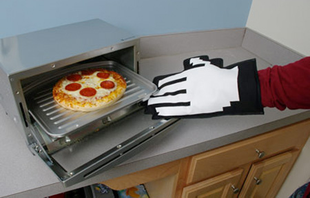 8-Bit Oven Mitt