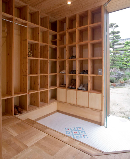 Bookshelf Room