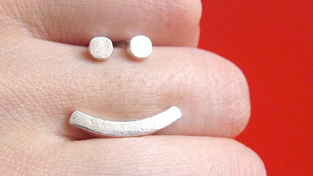 Smiley Ring