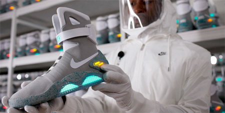 2011 Nike MAG