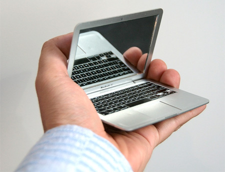 MirrorBook Air