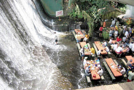 Villa Escudero