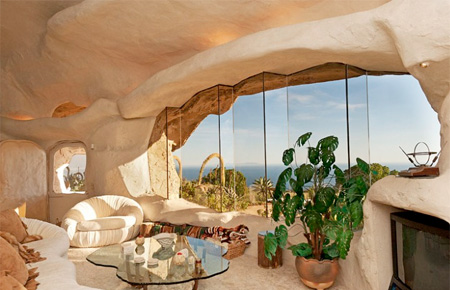 Flintstone House