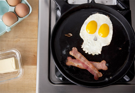 Bacon and Eggs Skull