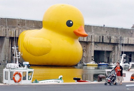 Giant Yellow Duck