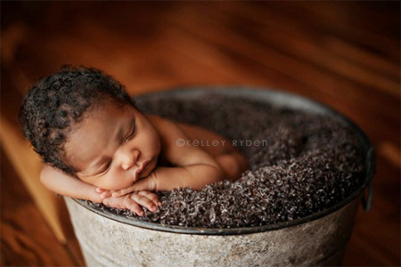 Sleeping Newborn Photography by Tracy Raver