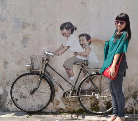 Street Art by Ernest Zacharevic