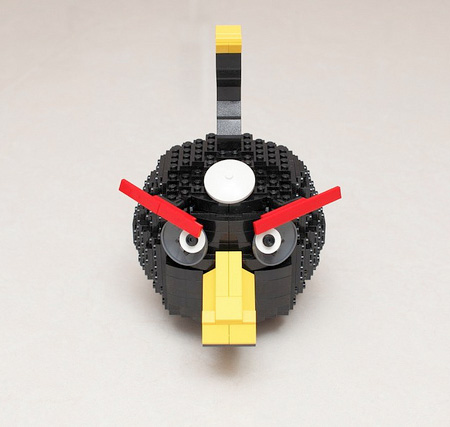 LEGO Black Bird