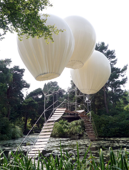 Helium Balloon Bridge