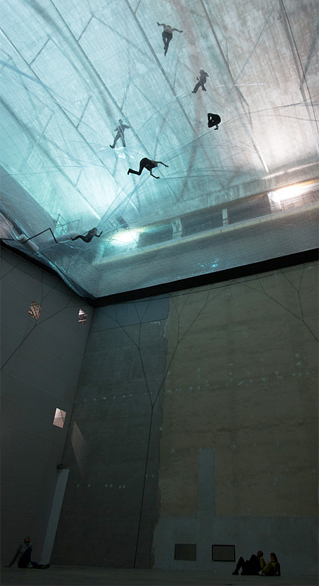 Cloud Cities by Tomas Saraceno