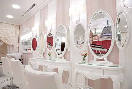 Hello Kitty Spa in Dubai