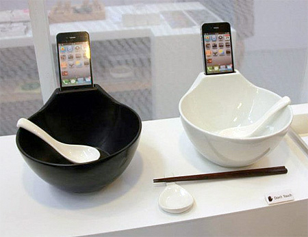 Ramen Bowl iPhone Dock