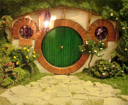 Lord of the Rings Doll House