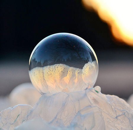 Frozen Bubbles