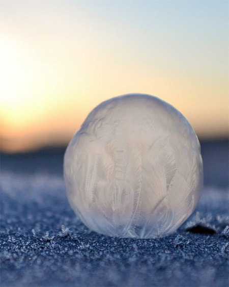 Frozen Bubble Photography