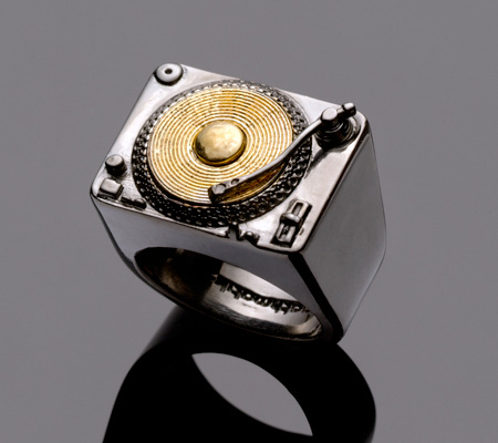 Turntable Ring